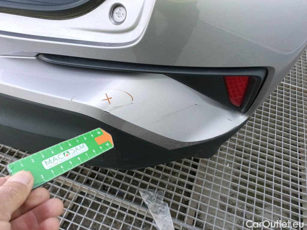  Toyota  C-HR TOYOTA  / 2016 / 5P / todoterreno 1.8 125H Advance (CX) #21