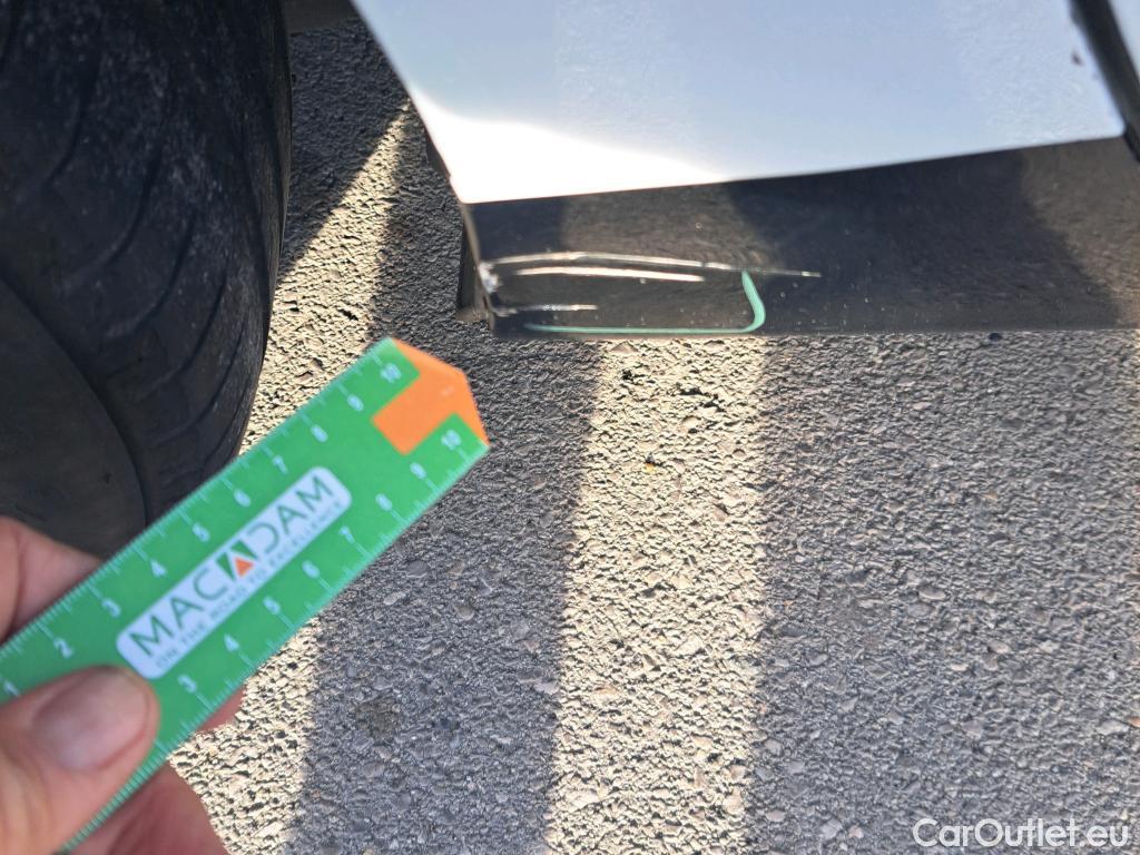  Renault  Clio RENAULT  / 2016 / 5P / berlina con portón Business TCe 66kW (90CV) GLP -18 #12