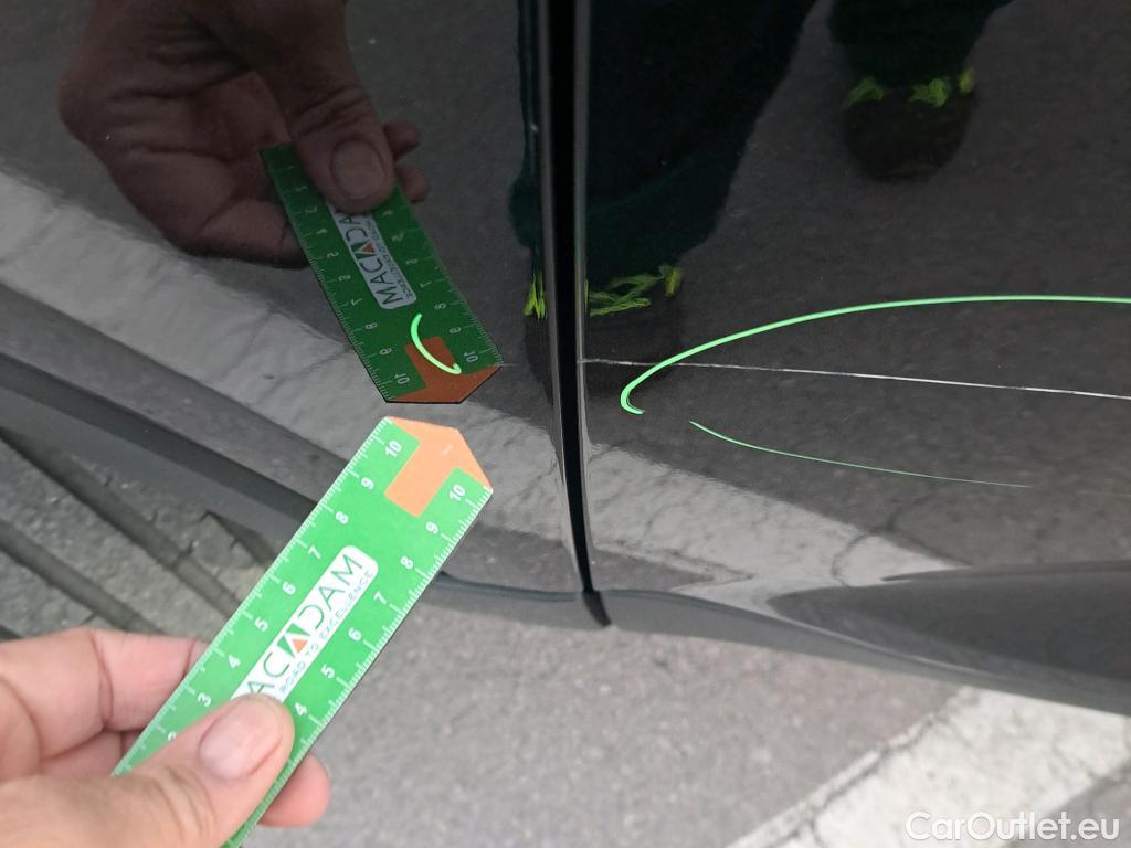  Volvo  XC 40 VOLVO XC40 / 2017 / 5P / todoterreno 2.0 D3 Momentum Pro #46