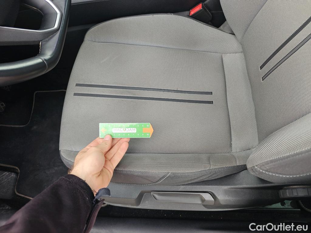  Land Rover  Discovery SEAT Nuevo León / 2020 / 5P / berlina con portón 2.0 TDI 85kW S&S Style Go (AC3) #22