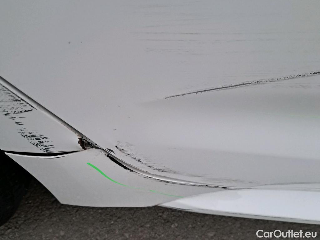  Toyota  Corolla TOYOTA  / 2019 / 5P / familiar 1.8 125H ACTIVE TECH E-CVT TOU SPORT #7