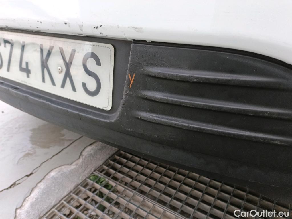  Renault  Clio RENAULT  / 2016 / 5P / berlina con portón Business dCi 66kW (90CV) -18 (AC) #12