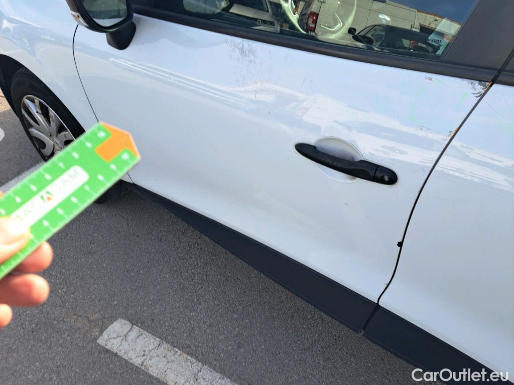  Renault  Clio RENAULT  / 2016 / 5P / berlina con portón Business TCe 66kW (90CV) GLP -18 #16