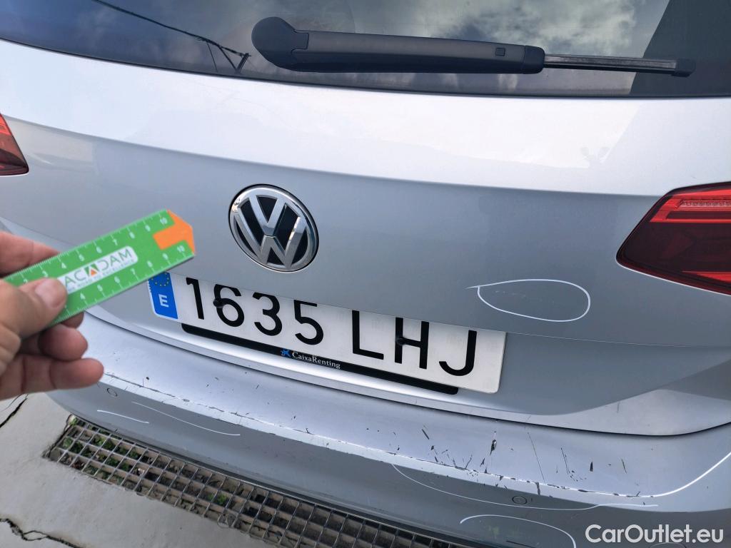  Volkswagen  Passat VOLKSWAGEN  / 2019 / 5P / familiar Variant R-Line 2.0 TDI 140kW (190CV) DSG #7