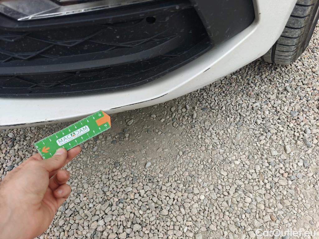  Land Rover  Discovery SEAT Nuevo León / 2020 / 5P / berlina con portón 2.0 TDI 85kW S&S Style Go (AC3) #57