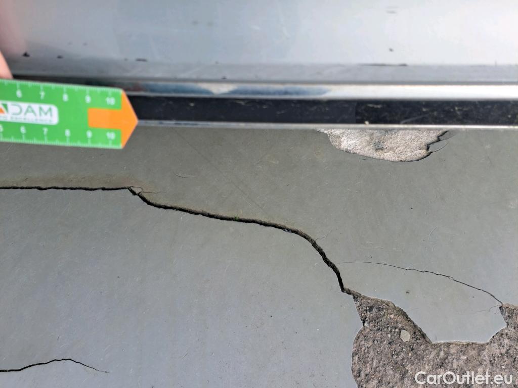  Volkswagen  Passat VOLKSWAGEN  / 2019 / 5P / familiar Variant R-Line 2.0 TDI 140kW (190CV) DSG #81