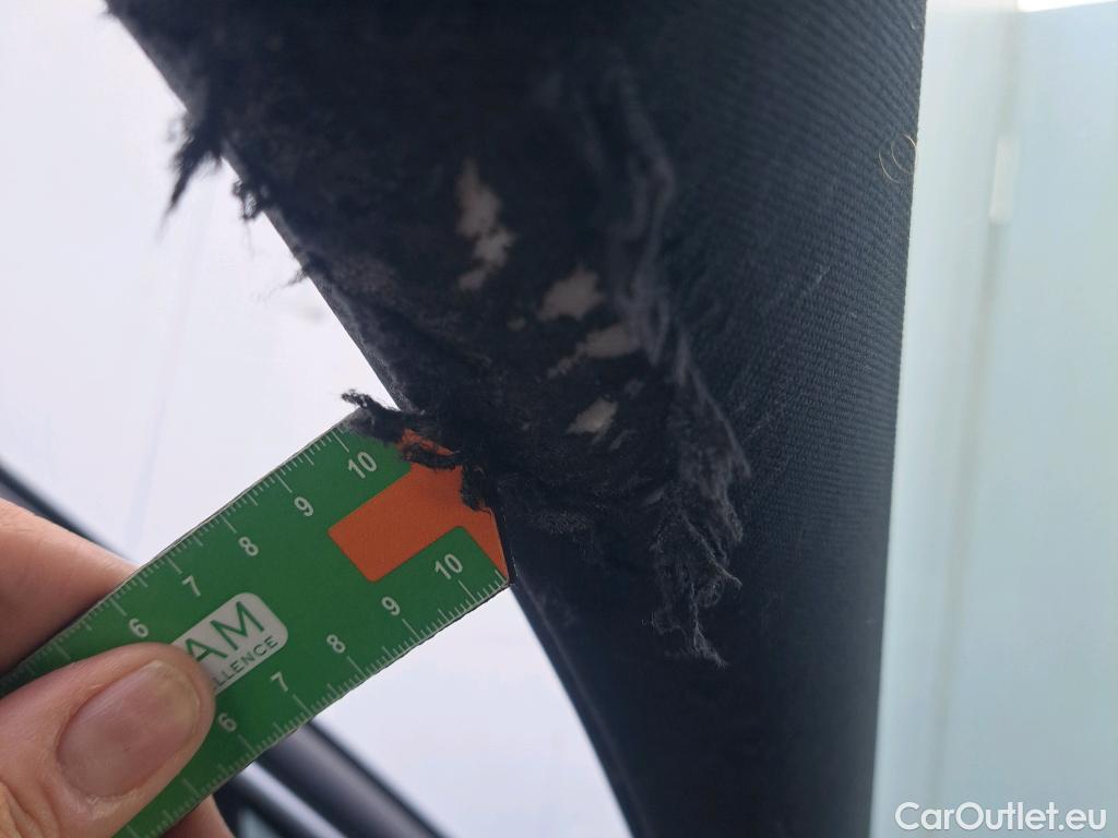  Volkswagen  Passat VOLKSWAGEN  / 2019 / 5P / familiar Variant R-Line 2.0 TDI 140kW (190CV) DSG #44