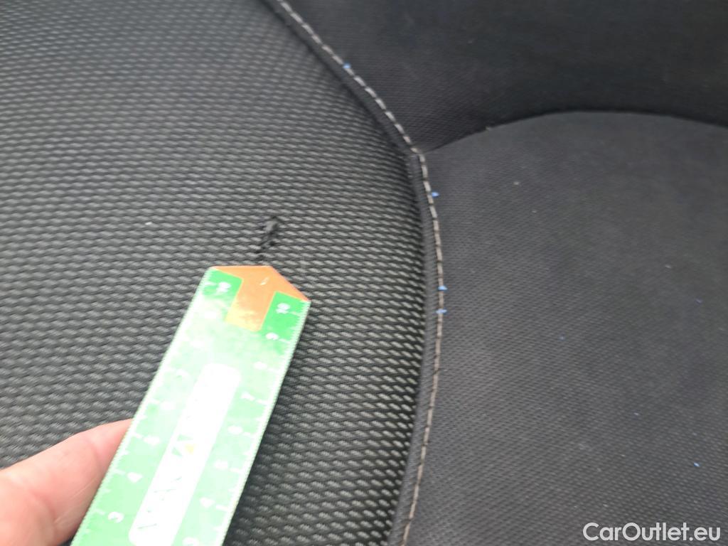  Renault  Clio RENAULT  / 2016 / 5P / berlina con portón Business TCe 66kW (90CV) GLP -18 #36