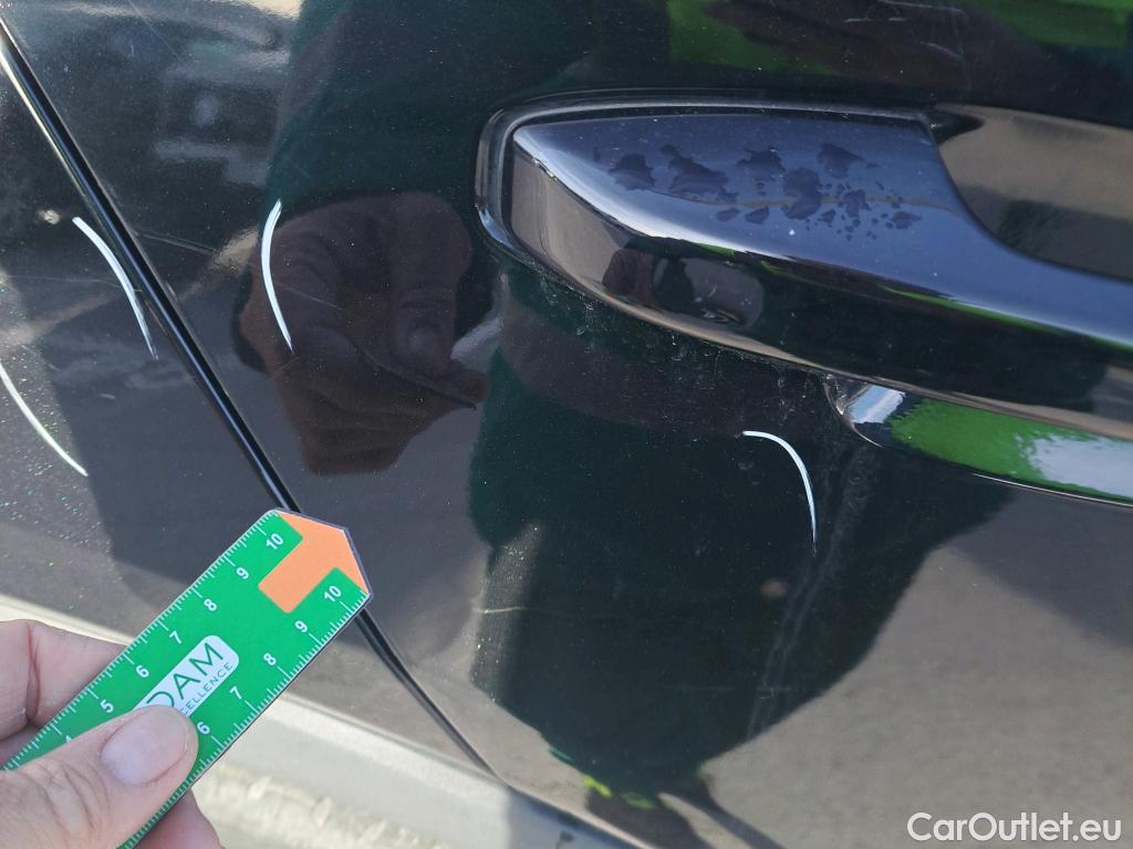  Volvo  XC 40 VOLVO XC40 / 2017 / 5P / todoterreno 1.5 T3 Momentum Pro Auto #3