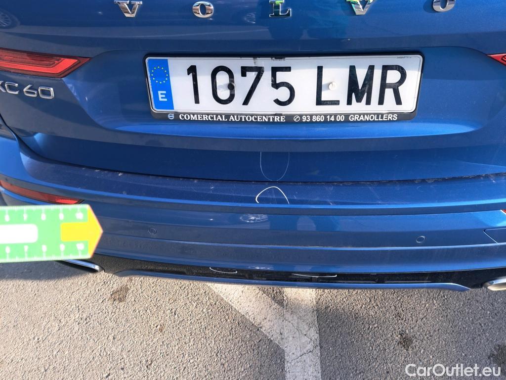  Volvo  XC60 VOLVO  / 2017 / 5P / todoterreno 2.0 B4 D R-Design Auto #9