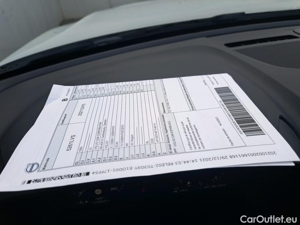  Volvo  XC 40 VOLVO XC40 / 2017 / 5P / todoterreno 1.5 T4 Twin Recharge R-Design Auto #8