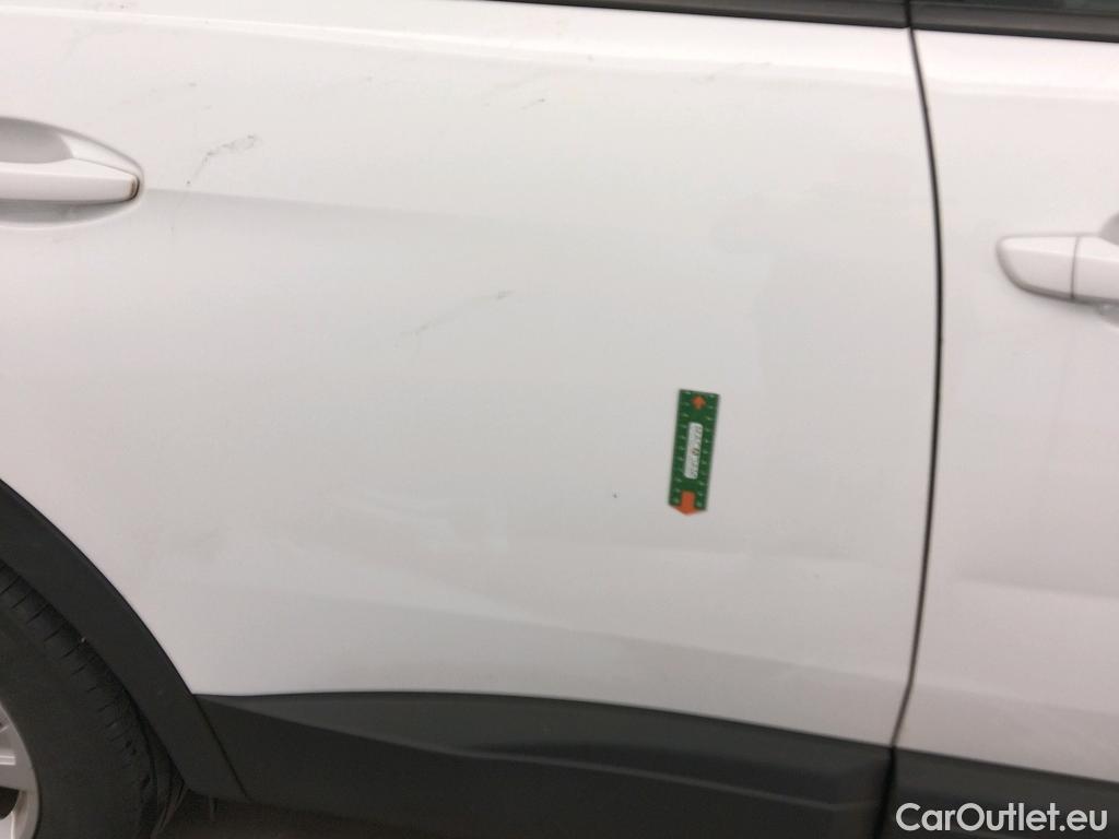  Peugeot  3008 PEUGEOT  / 2016 / 5P / todoterreno 1.5 BlueHDi 96kW (130CV) S&S Active EAT8 #5