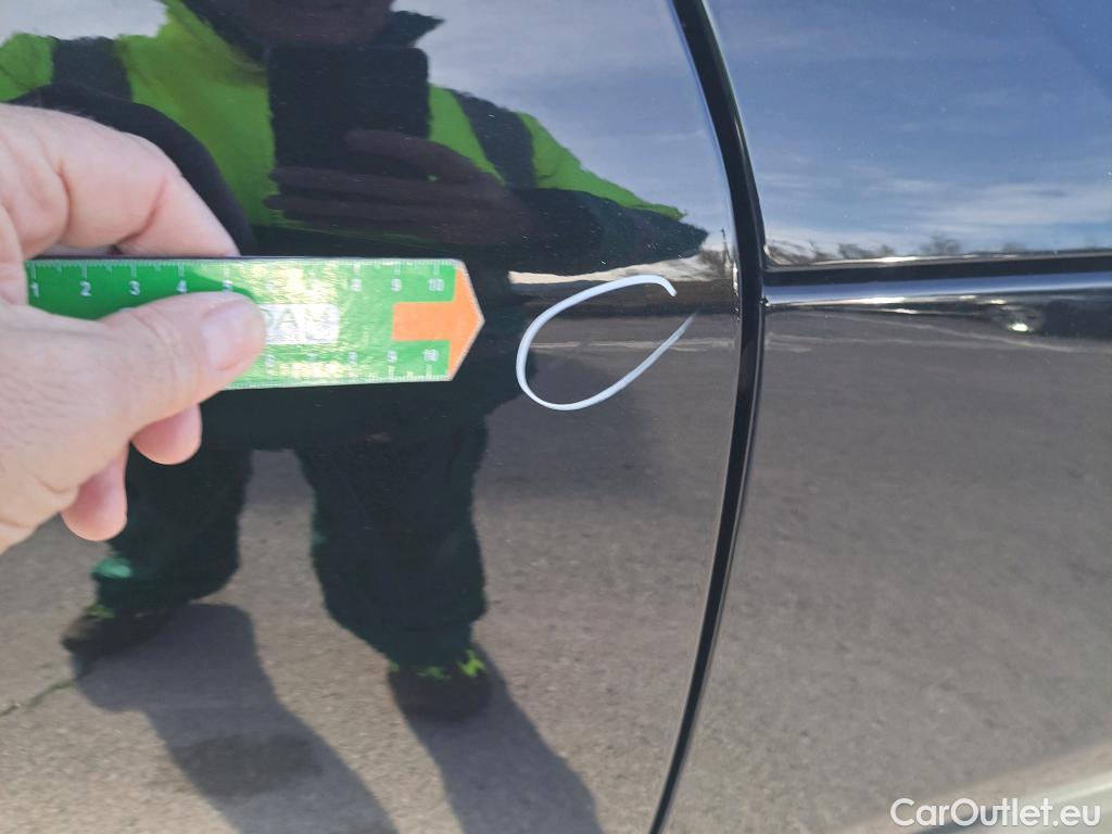  Volvo  XC 40 VOLVO XC40 / 2017 / 5P / todoterreno 1.5 T3 Momentum Pro Auto #15