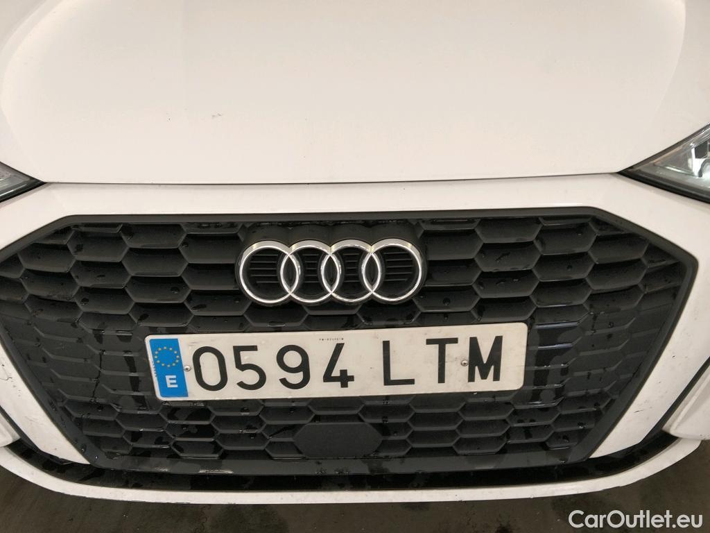  Audi  A3 AUDI  / 2020 / 5P / berlina con portón Sportback 30 TFSI 81kW (110CV) S tronic #25