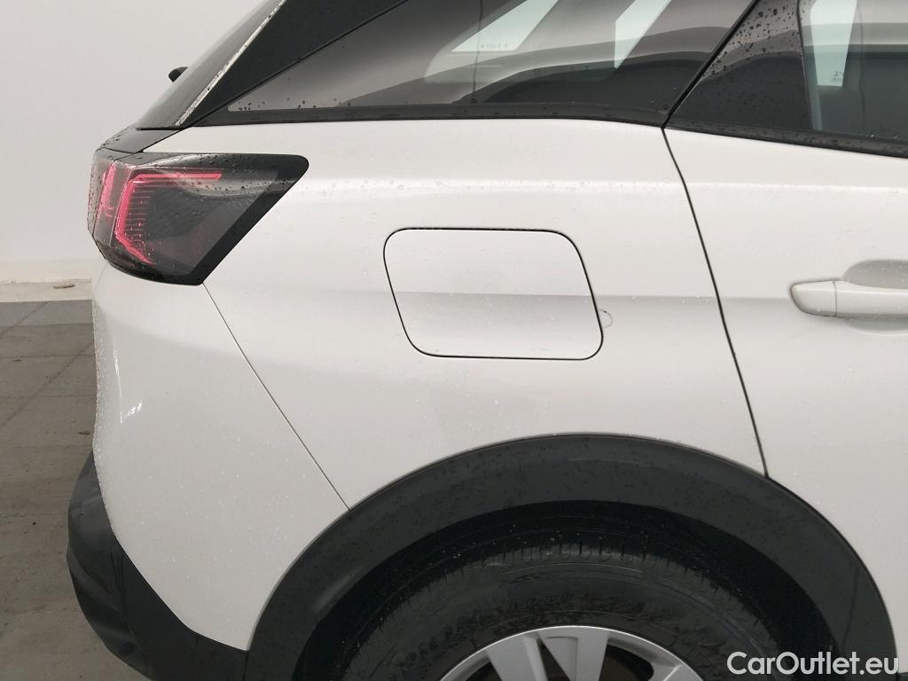  Peugeot  3008 PEUGEOT  / 2020 / 5P / todoterreno 1.5 BlueHDi 96kW (130CV) S&S Active Pack #3