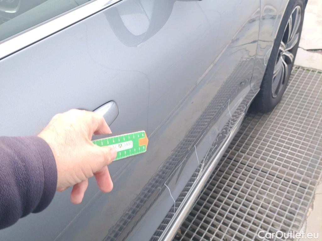  Volvo  XC60 VOLVO  / 2017 / 5P / todoterreno 2.0 T6 AWD Recharge Inscription Auto #4