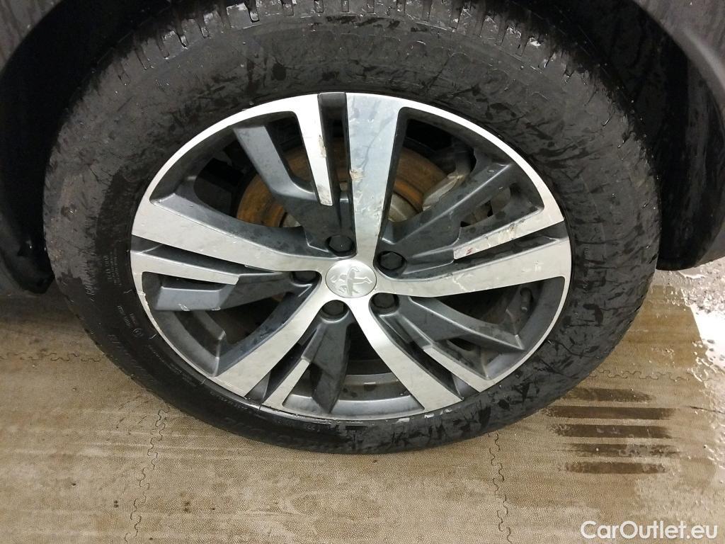  Peugeot  3008 PEUGEOT  Hybrid / 2020 / 5P / todoterreno 225 e-EAT8 Allure Pack #7