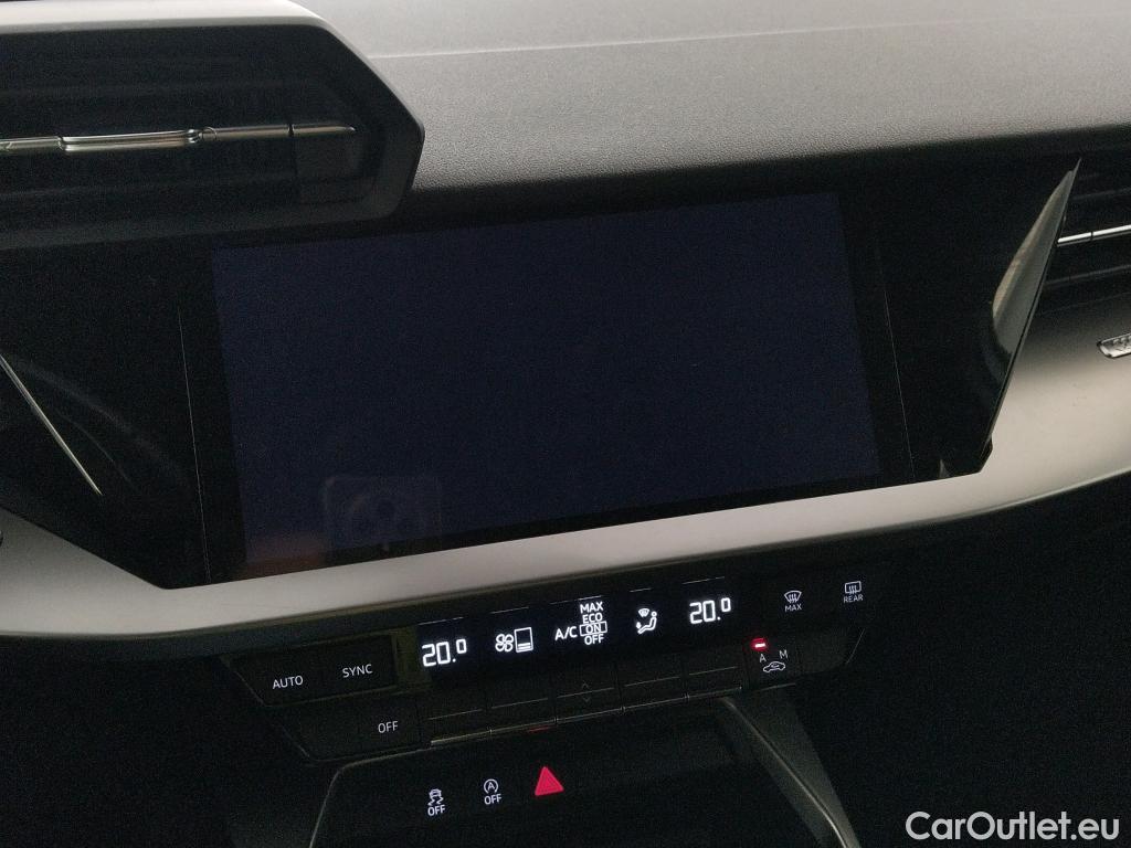  Audi  A3 AUDI  / 2020 / 5P / berlina con portón Sportback 30 TFSI 81kW (110CV) S tronic #30