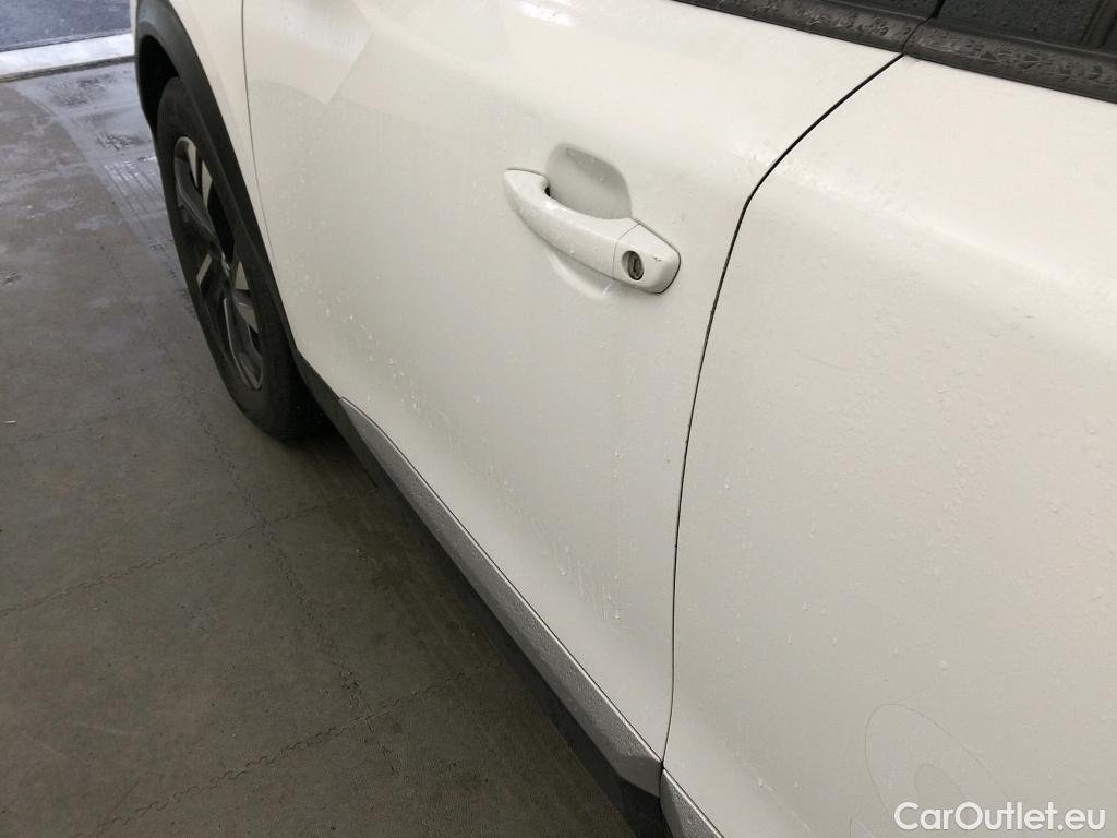  Peugeot  2008 PEUGEOT  / 2019 / 5P / todoterreno Allure BlueHDI 81kW (110CV) #4