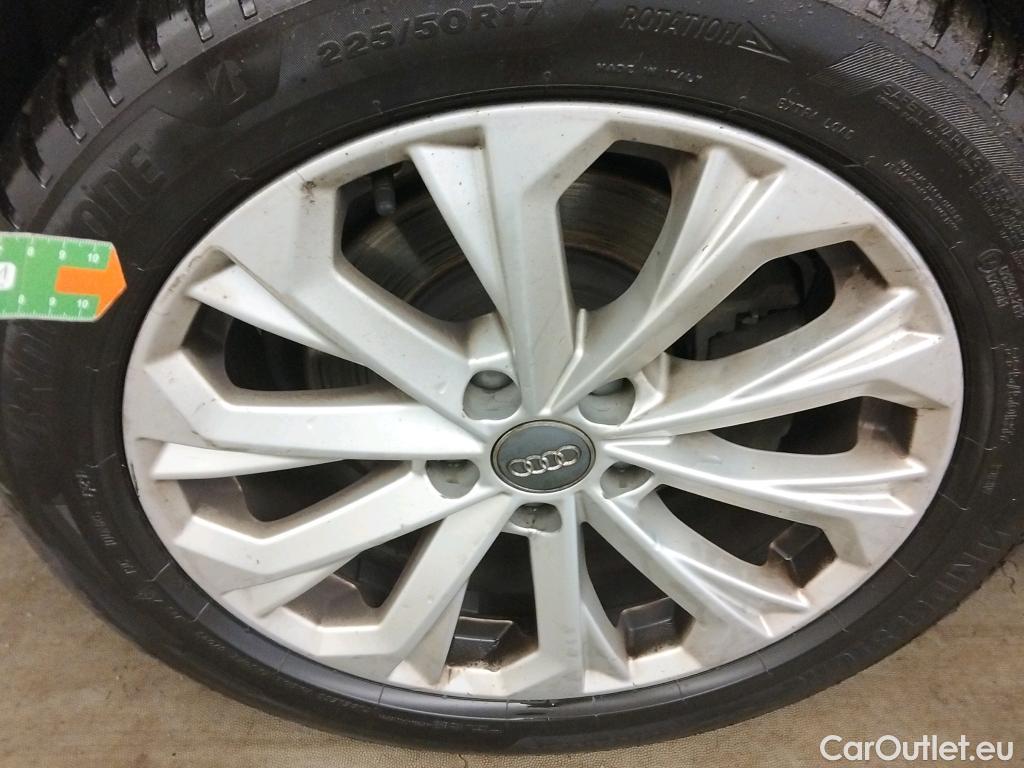  Audi  A4 AUDI  / 2019 / 4P / sedán Advanced 35 TDI 120kW (163CV) S tronic #18