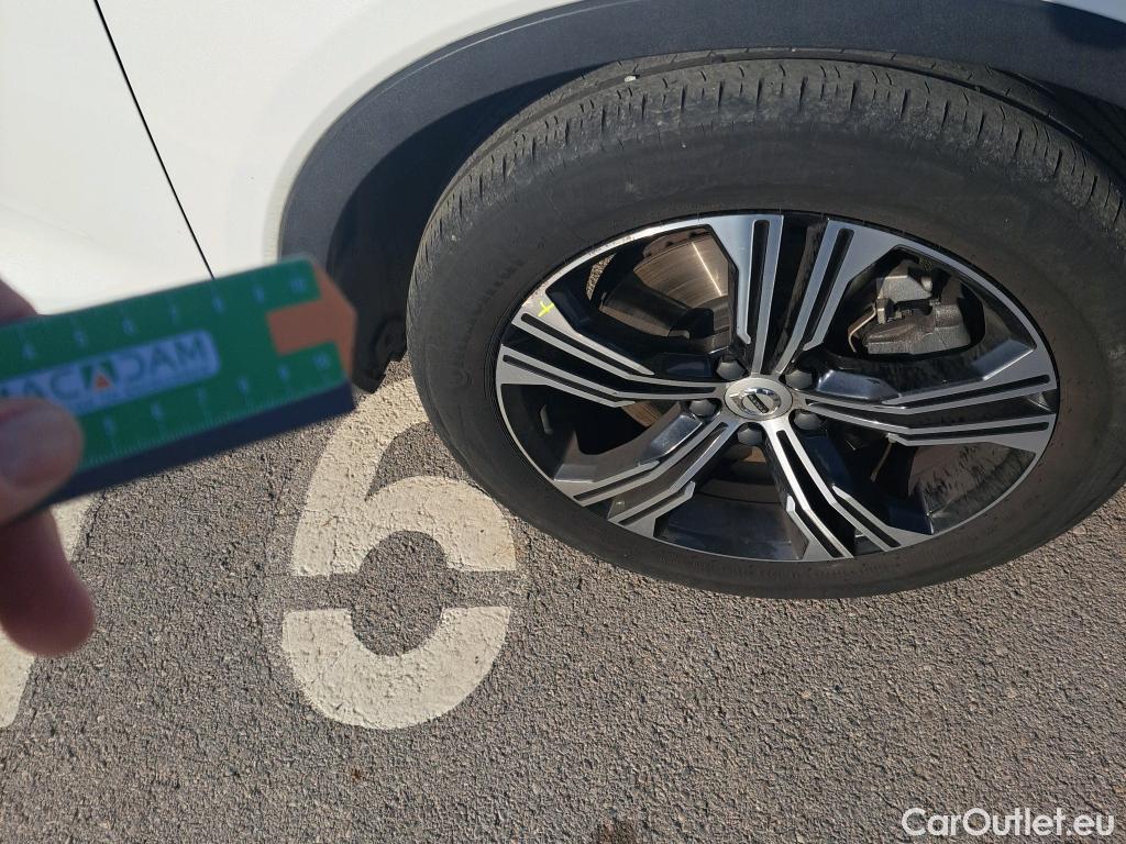  Volvo  XC 40 VOLVO XC40 / 2017 / 5P / todoterreno 1.5 T4 Twin Recharge Inscription Auto #3