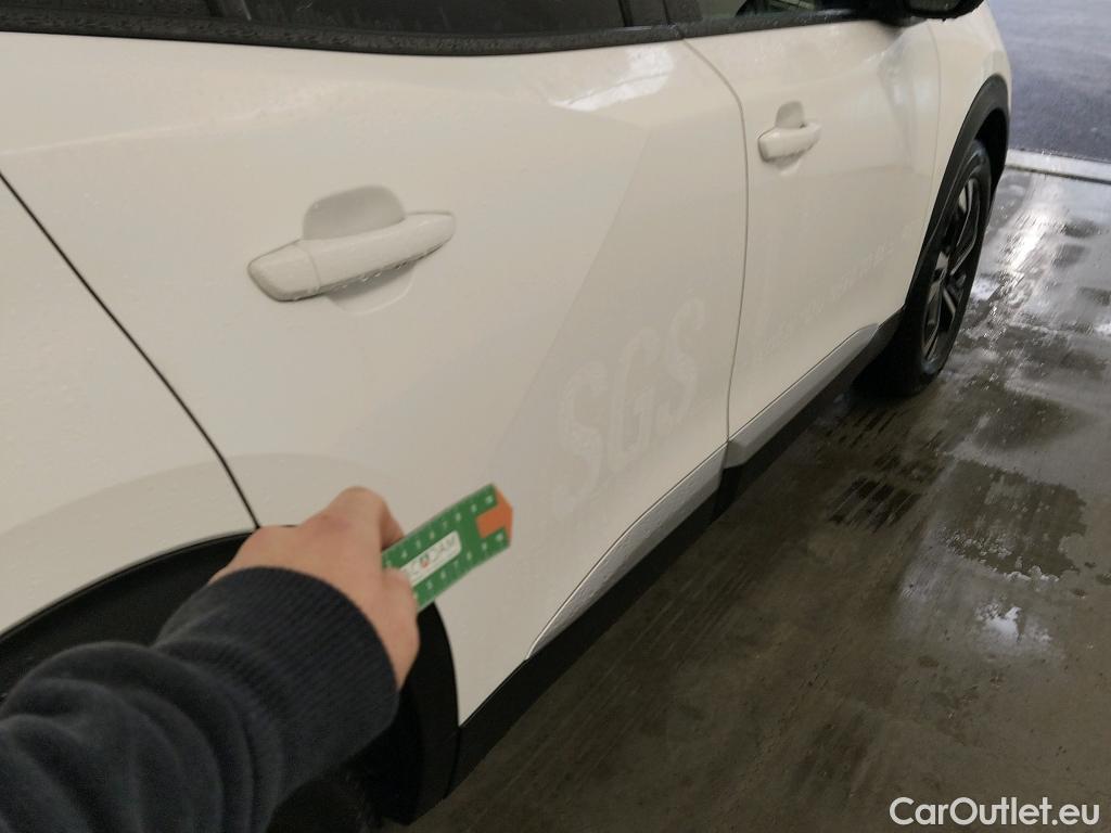  Peugeot  2008 PEUGEOT  / 2019 / 5P / todoterreno Allure BlueHDI 81kW (110CV) #3