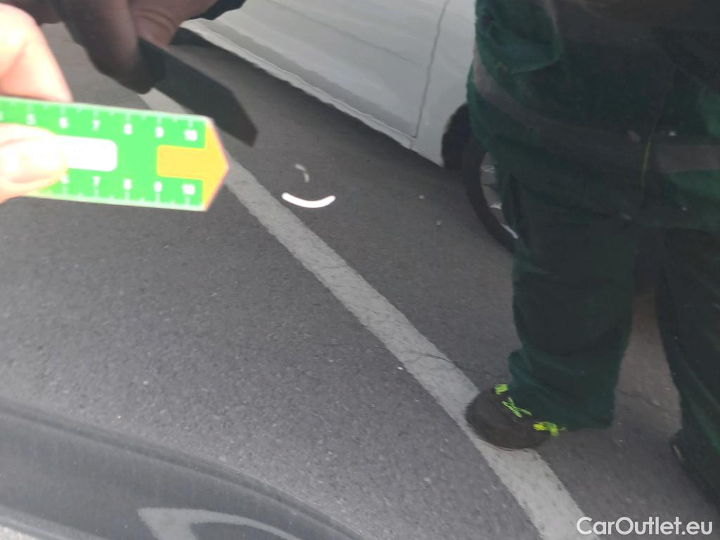  Volvo  XC 40 VOLVO XC40 / 2017 / 5P / todoterreno 1.5 T3 Momentum Pro Auto #34