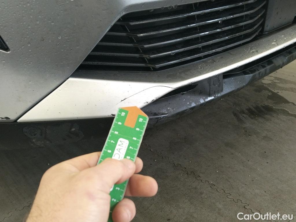  Peugeot  3008 PEUGEOT  Hybrid / 2020 / 5P / todoterreno 225 e-EAT8 Allure Pack #16