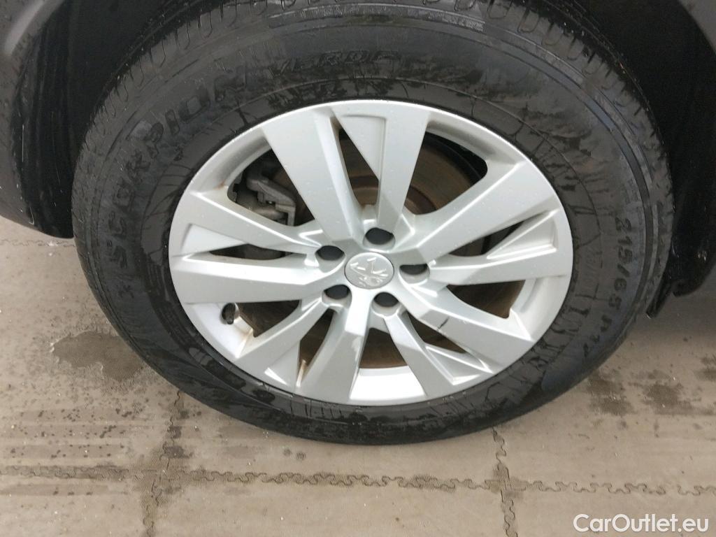  Peugeot  3008 PEUGEOT  / 2020 / 5P / todoterreno 1.5 BlueHDi 96kW (130CV) S&S Active Pack #7