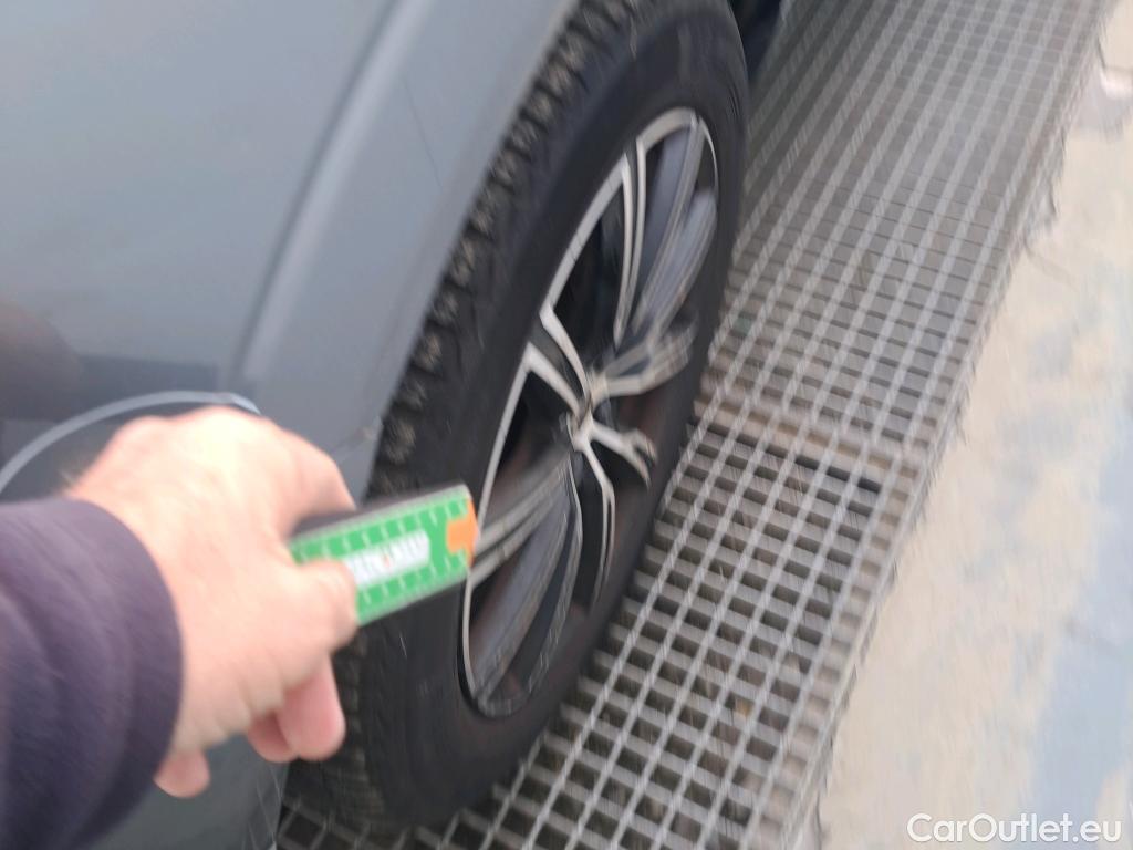  Volvo  XC60 VOLVO  / 2017 / 5P / todoterreno 2.0 T6 AWD Recharge Inscription Auto #22