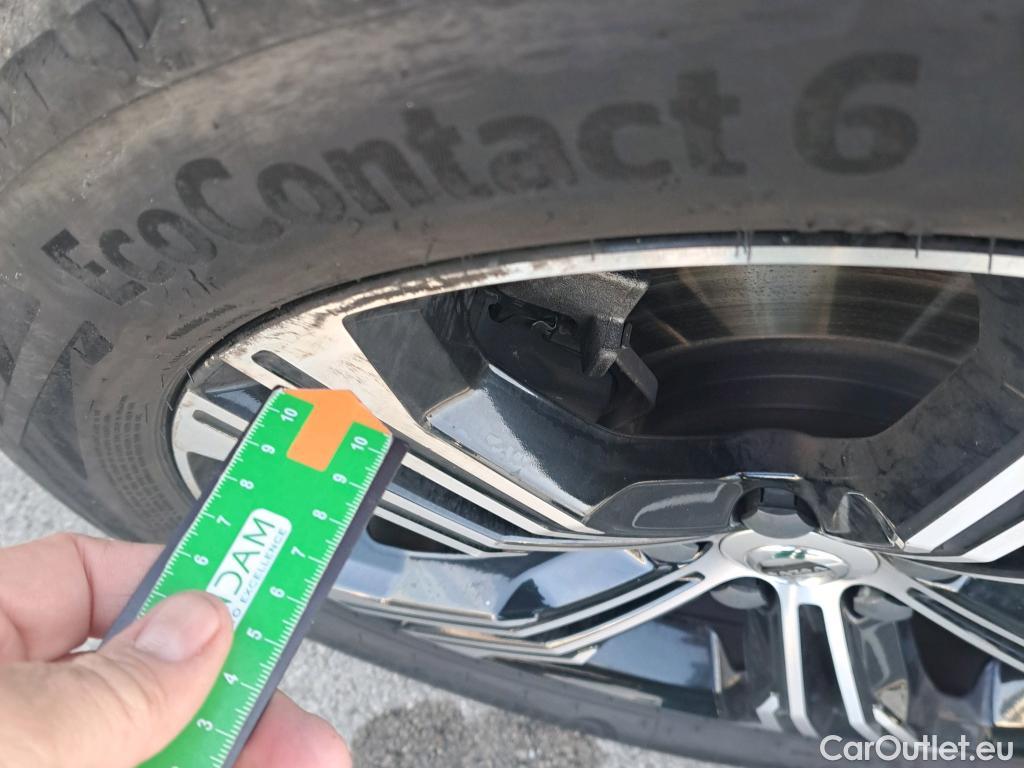  Volvo  XC 40 VOLVO XC40 / 2017 / 5P / todoterreno 1.5 T4 Twin Recharge Inscription Auto #6