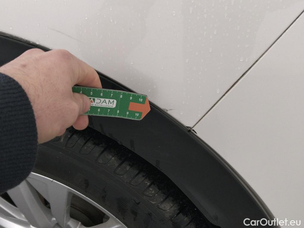  Peugeot  3008 PEUGEOT  / 2020 / 5P / todoterreno 1.5 BlueHDi 96kW (130CV) S&S Active Pack #12