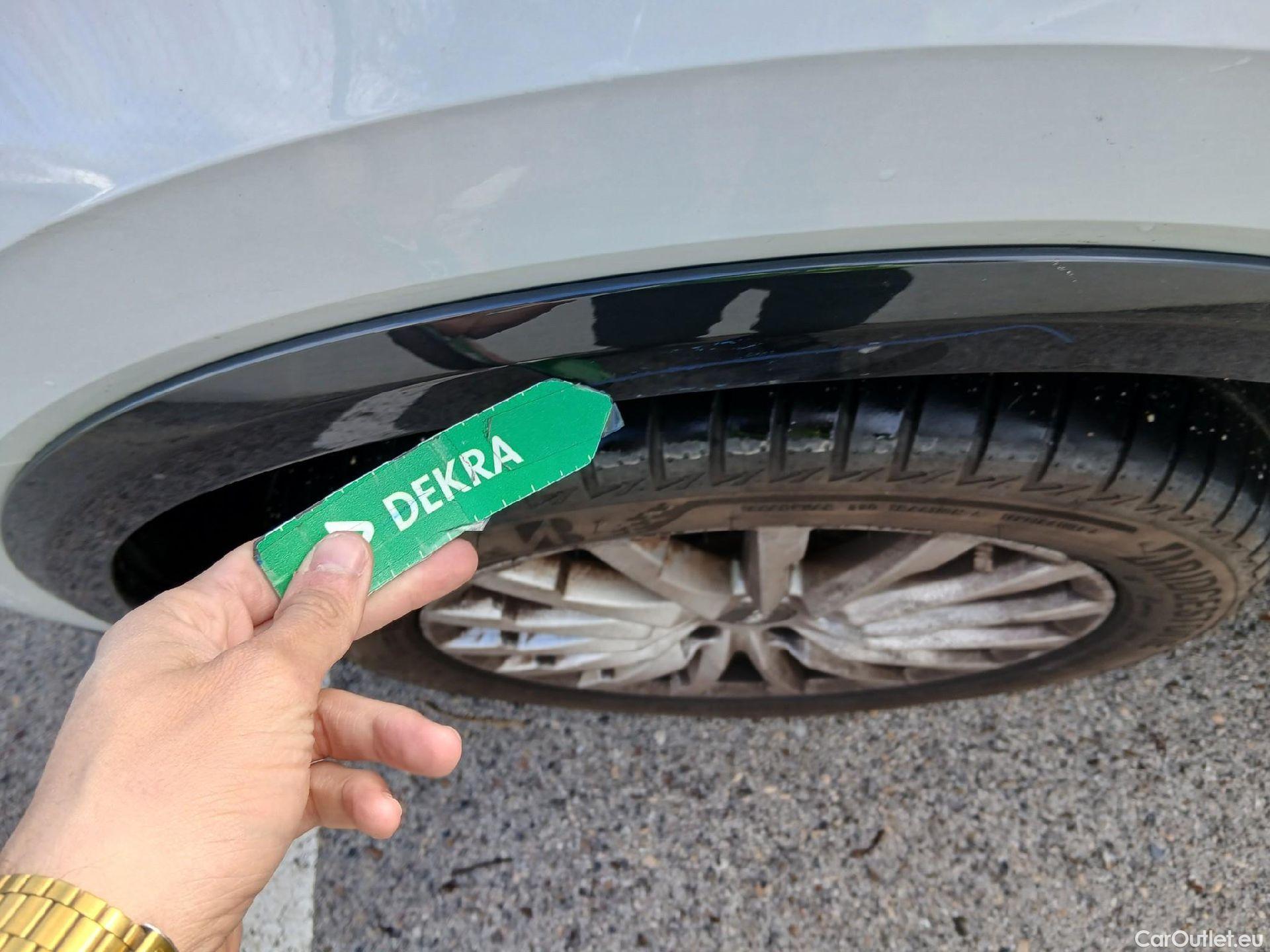  Audi  Q2 AUDI  / 2016 / 5P / todoterreno Design 30 TFSI 85kW (116CV) #15