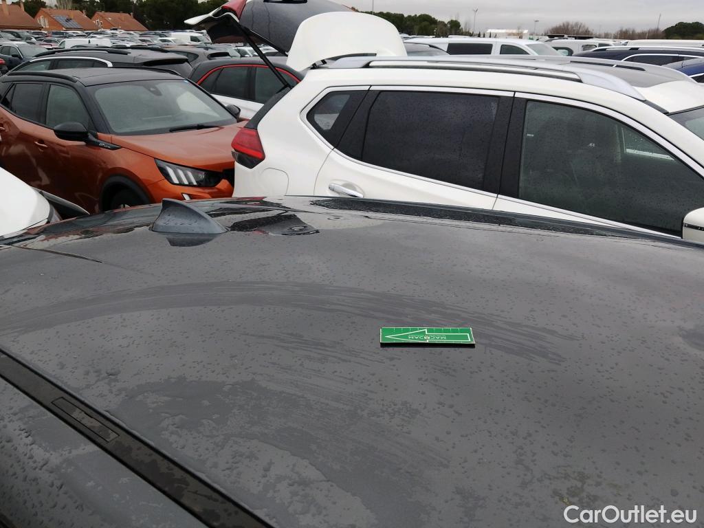  Bmw  Serie 1 BMW  / 2019 / 5P / berlina con portón 118i #1