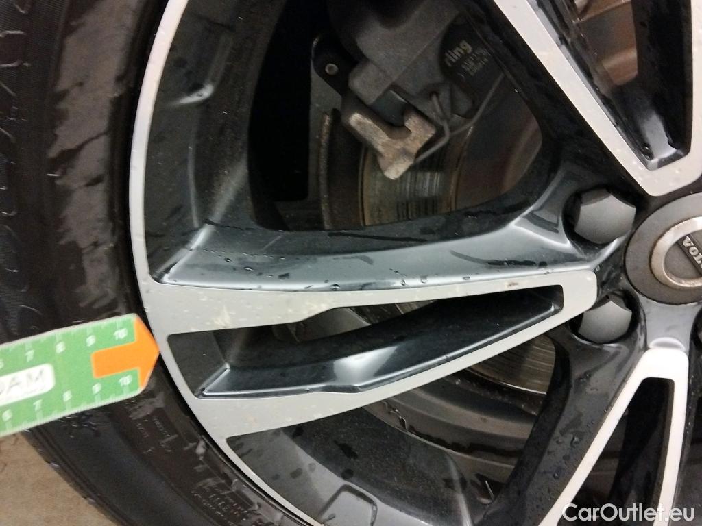  Volvo  XC60 VOLVO  / 2017 / 5P / todoterreno 2.0 T4 Business Plus Auto (CX) #8