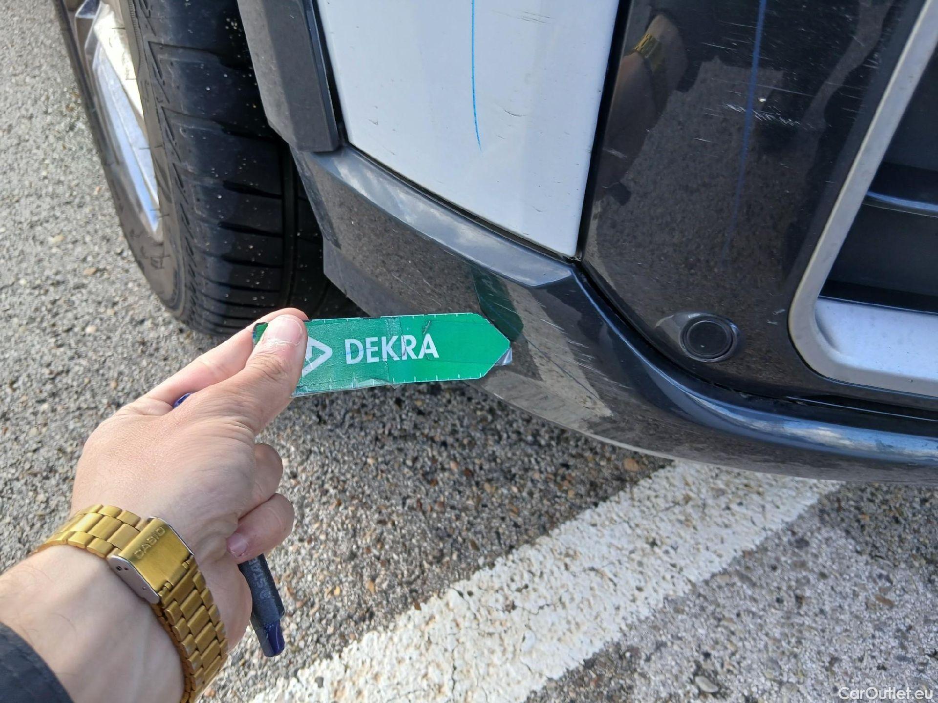  Audi  Q2 AUDI  / 2016 / 5P / todoterreno Design 30 TFSI 85kW (116CV) #4