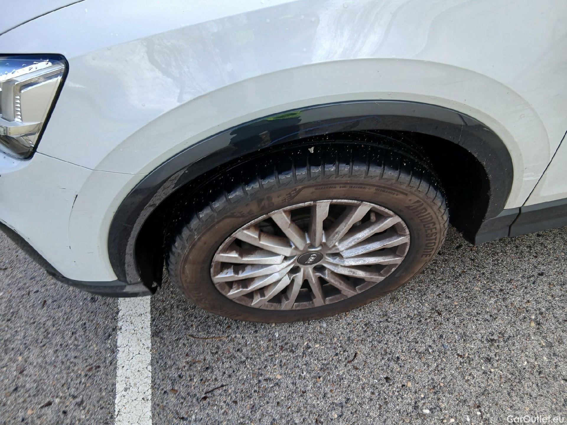  Audi  Q2 AUDI  / 2016 / 5P / todoterreno Design 30 TFSI 85kW (116CV) #14