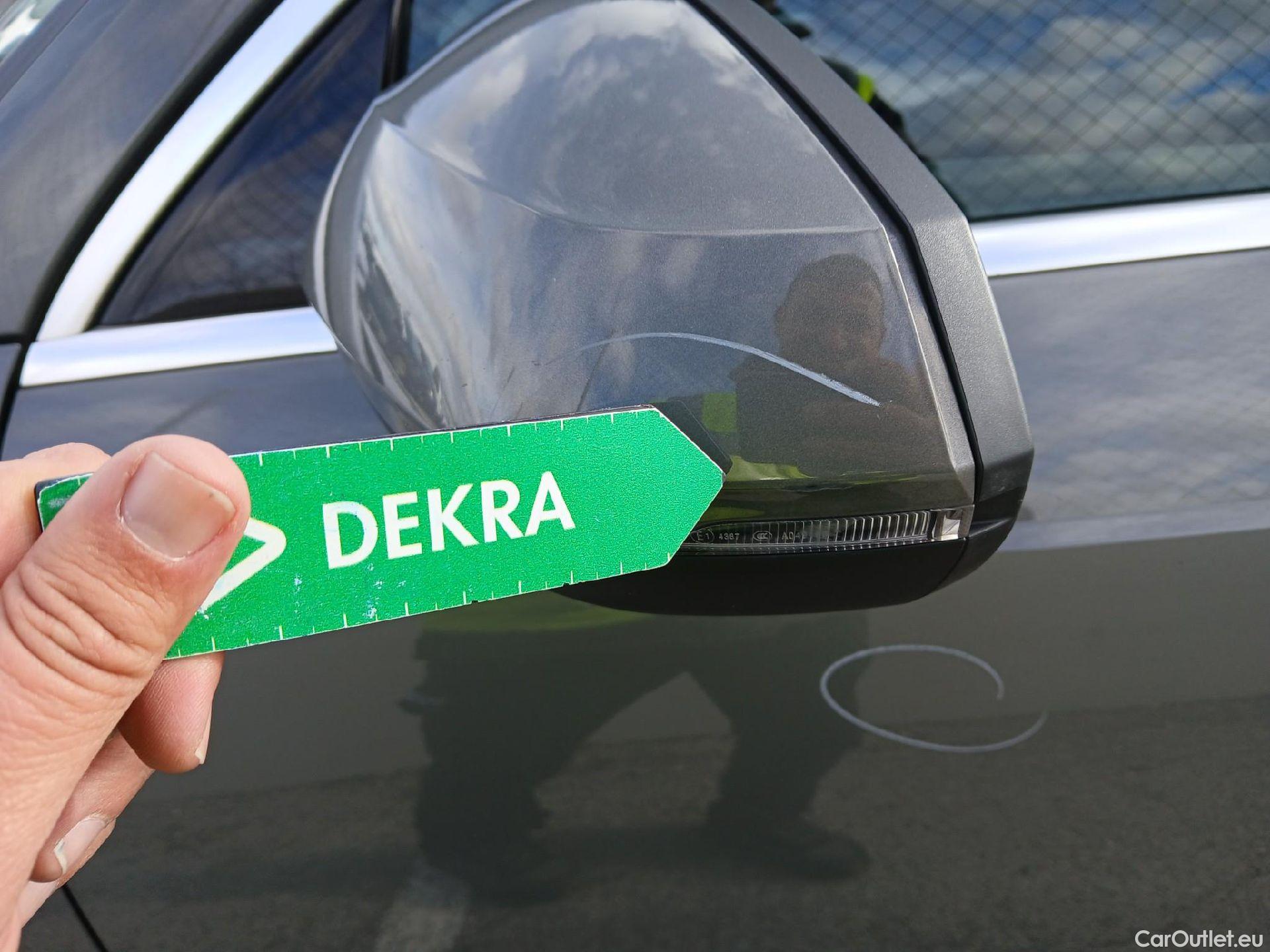  Audi  Q3 AUDI  / 2018 / 5P / todoterreno 40 TFSI 140kW S tronic Quattro Advanced #3