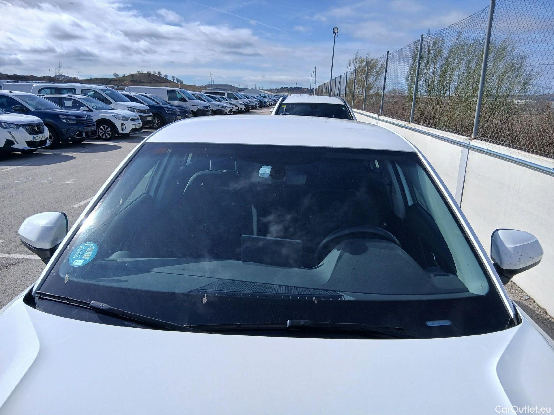  Audi  Q2 AUDI  / 2020 / 5P / todoterreno Advanced 35 TFSI 110kW (150CV) S tronic (AC) #2