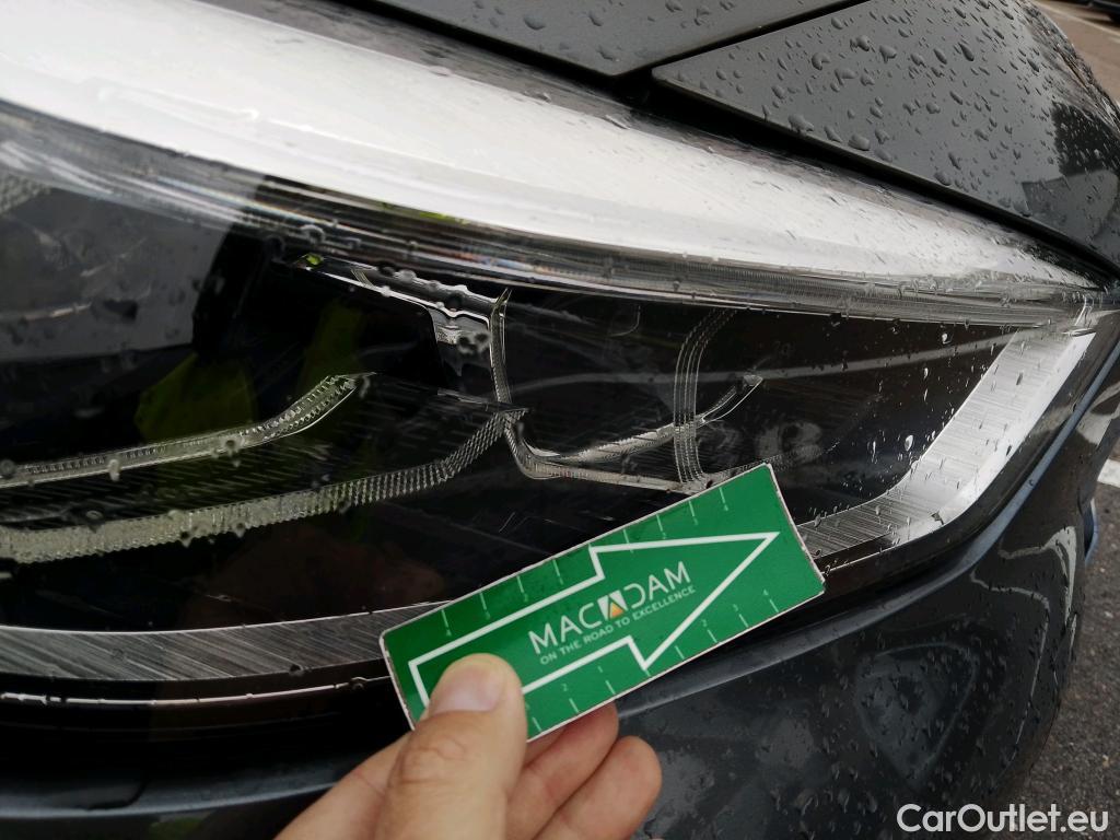  Bmw  Serie 1 BMW  / 2019 / 5P / berlina con portón 118i #40