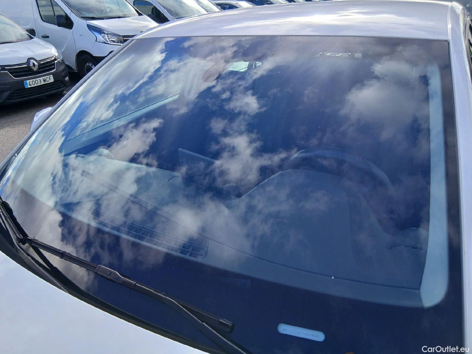  Audi  Q2 AUDI  / 2016 / 5P / todoterreno Design 30 TFSI 85kW (116CV) #13