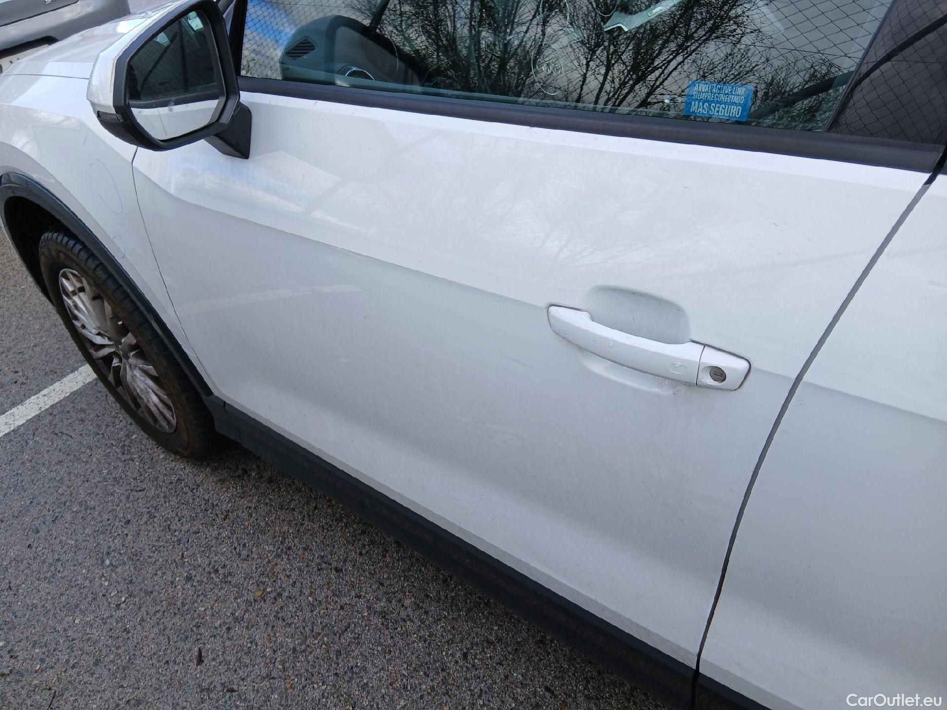  Audi  Q2 AUDI  / 2016 / 5P / todoterreno Design 30 TFSI 85kW (116CV) #22