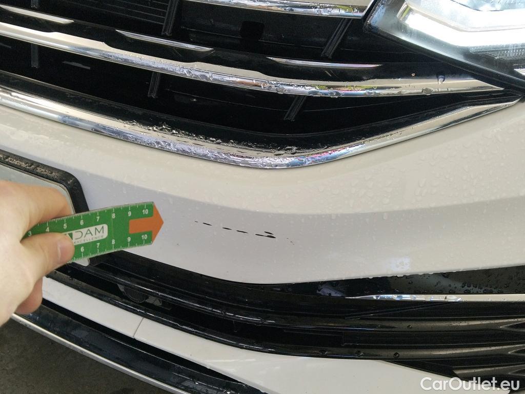  Volkswagen  Tiguan  R-Line 2.0 TDI 150CV AT7 E6d #4