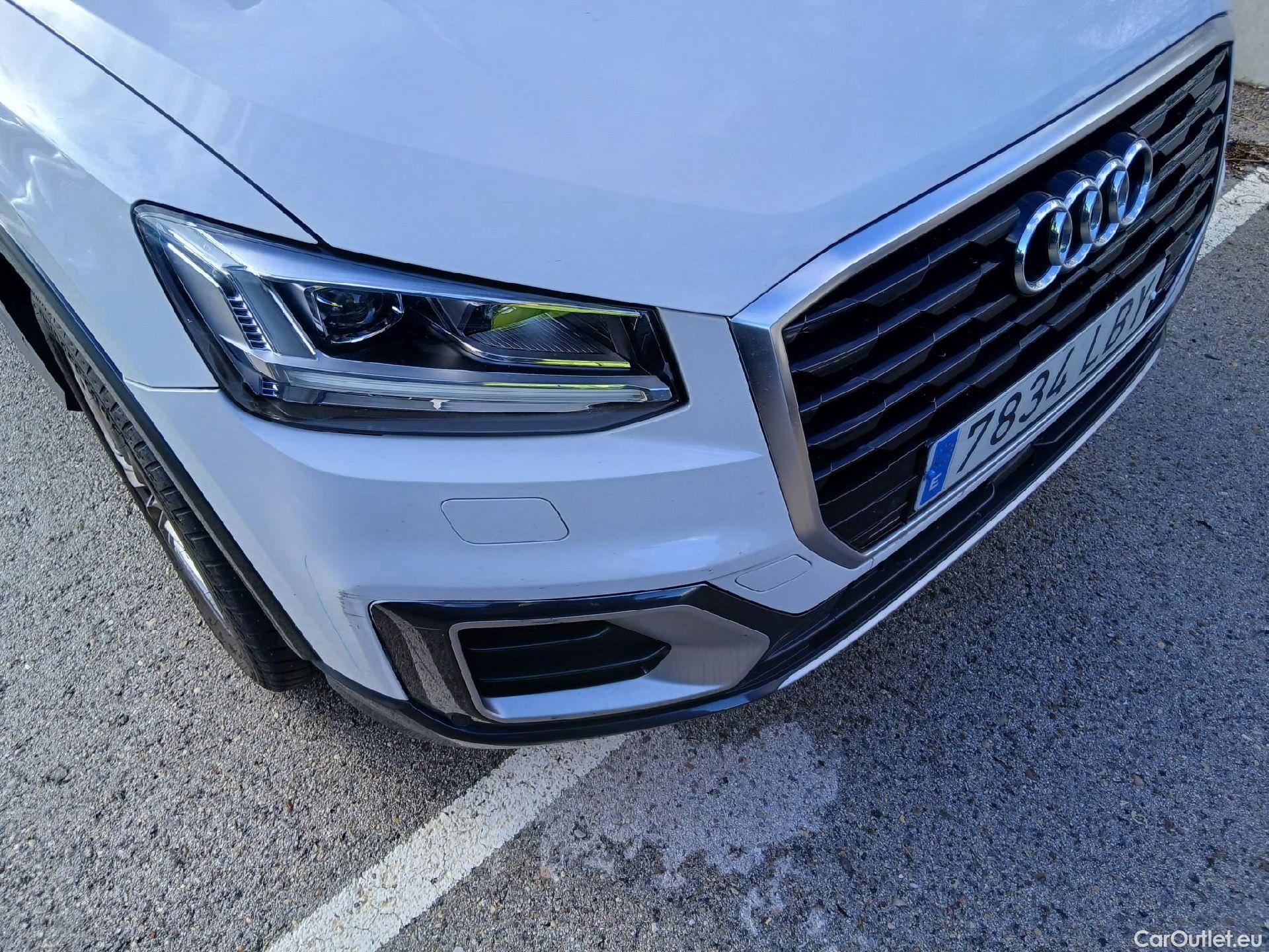  Audi  Q2 AUDI  / 2016 / 5P / todoterreno Design 30 TFSI 85kW (116CV) #1