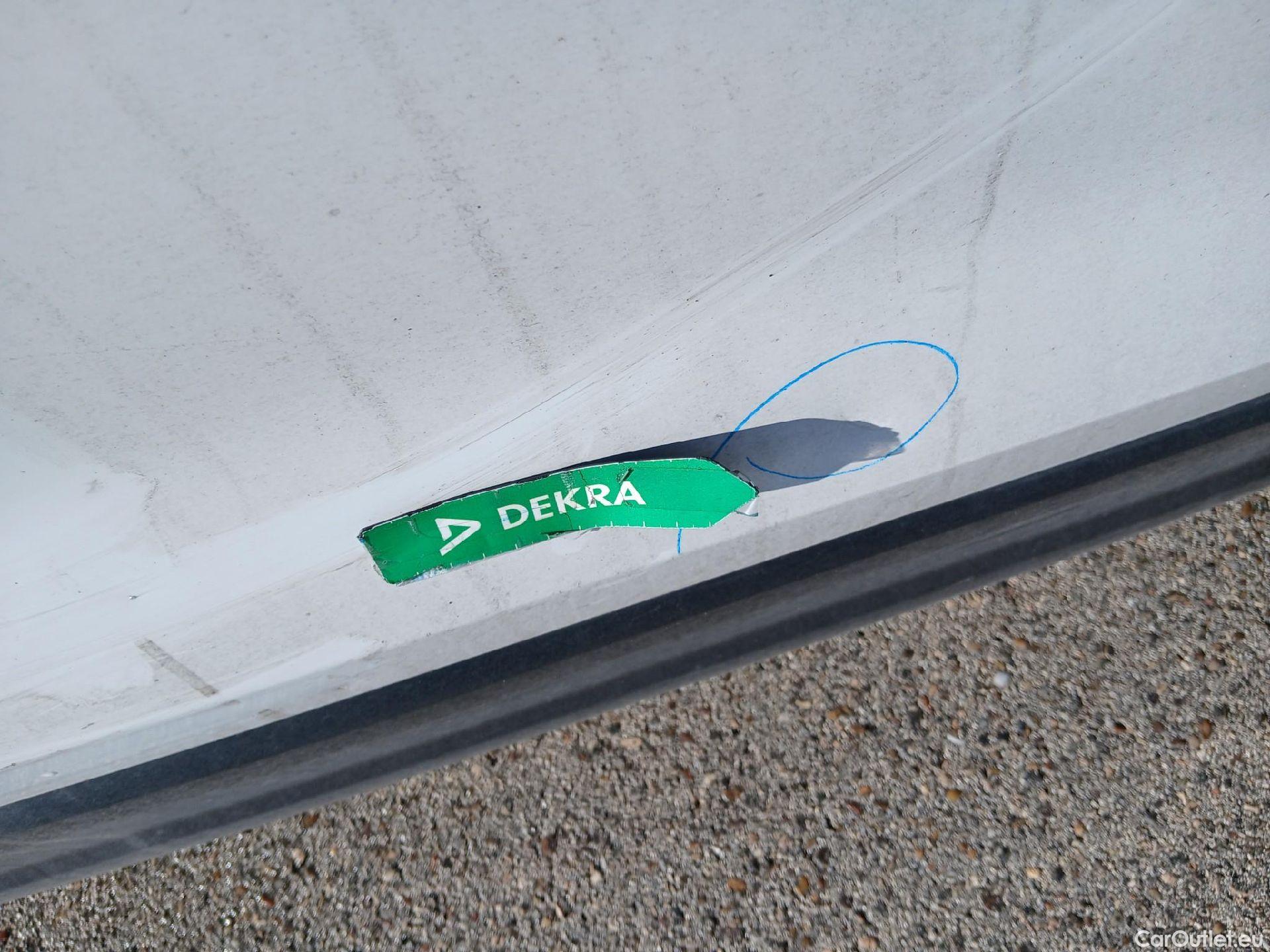  Audi  Q2 AUDI  / 2016 / 5P / todoterreno Design 30 TFSI 85kW (116CV) #54