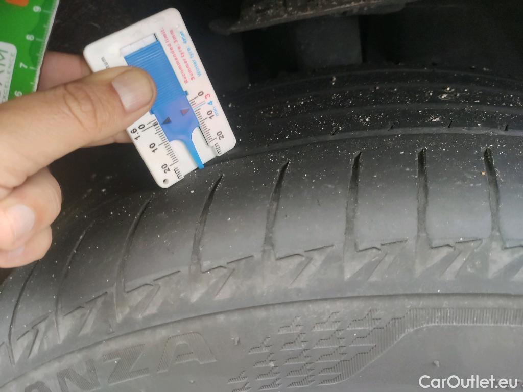  Bmw  X1 BMW  / 2019 / 5P / todoterreno sDrive16d Business #4