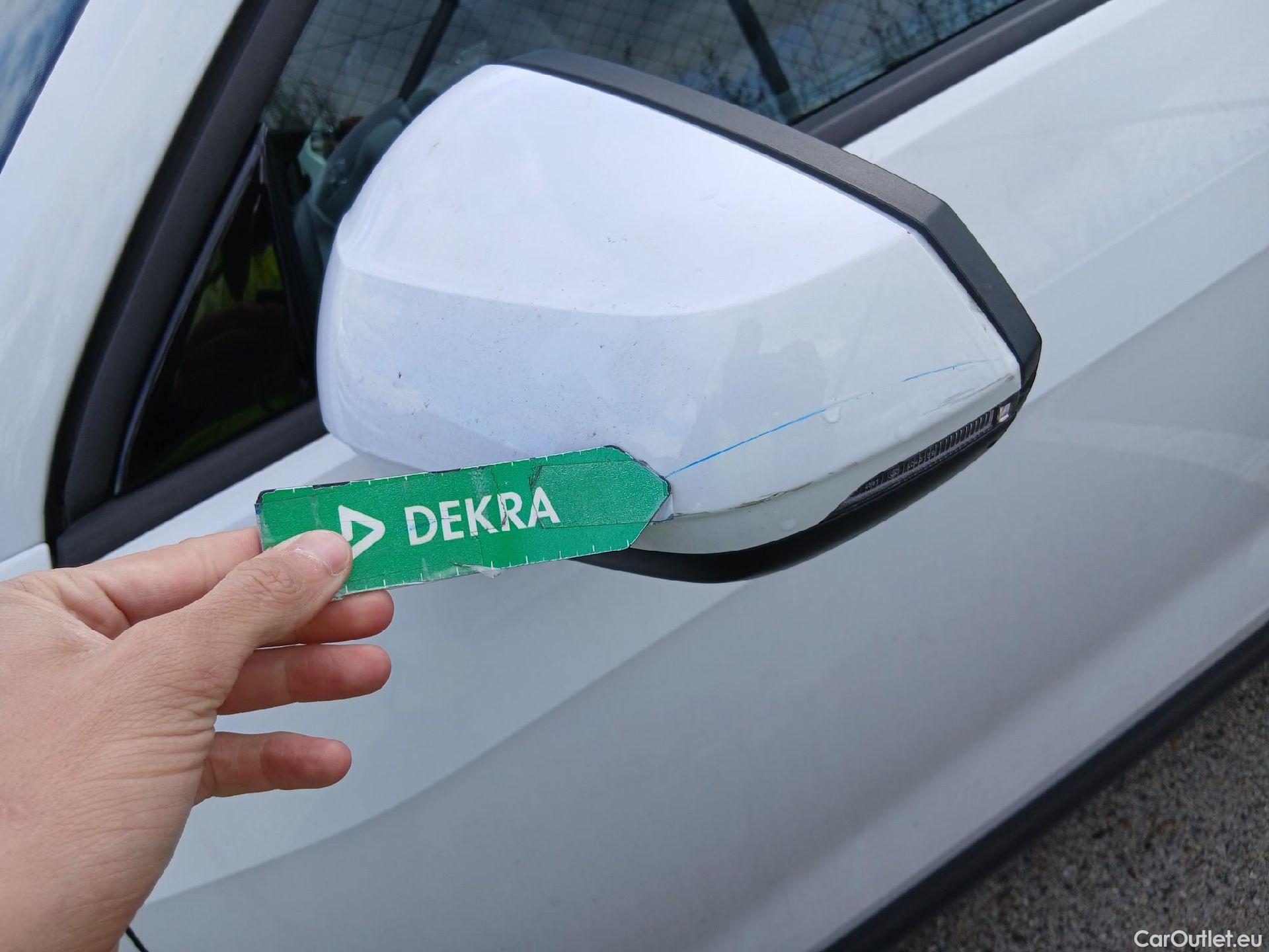  Audi  Q2 AUDI  / 2016 / 5P / todoterreno Design 30 TFSI 85kW (116CV) #20