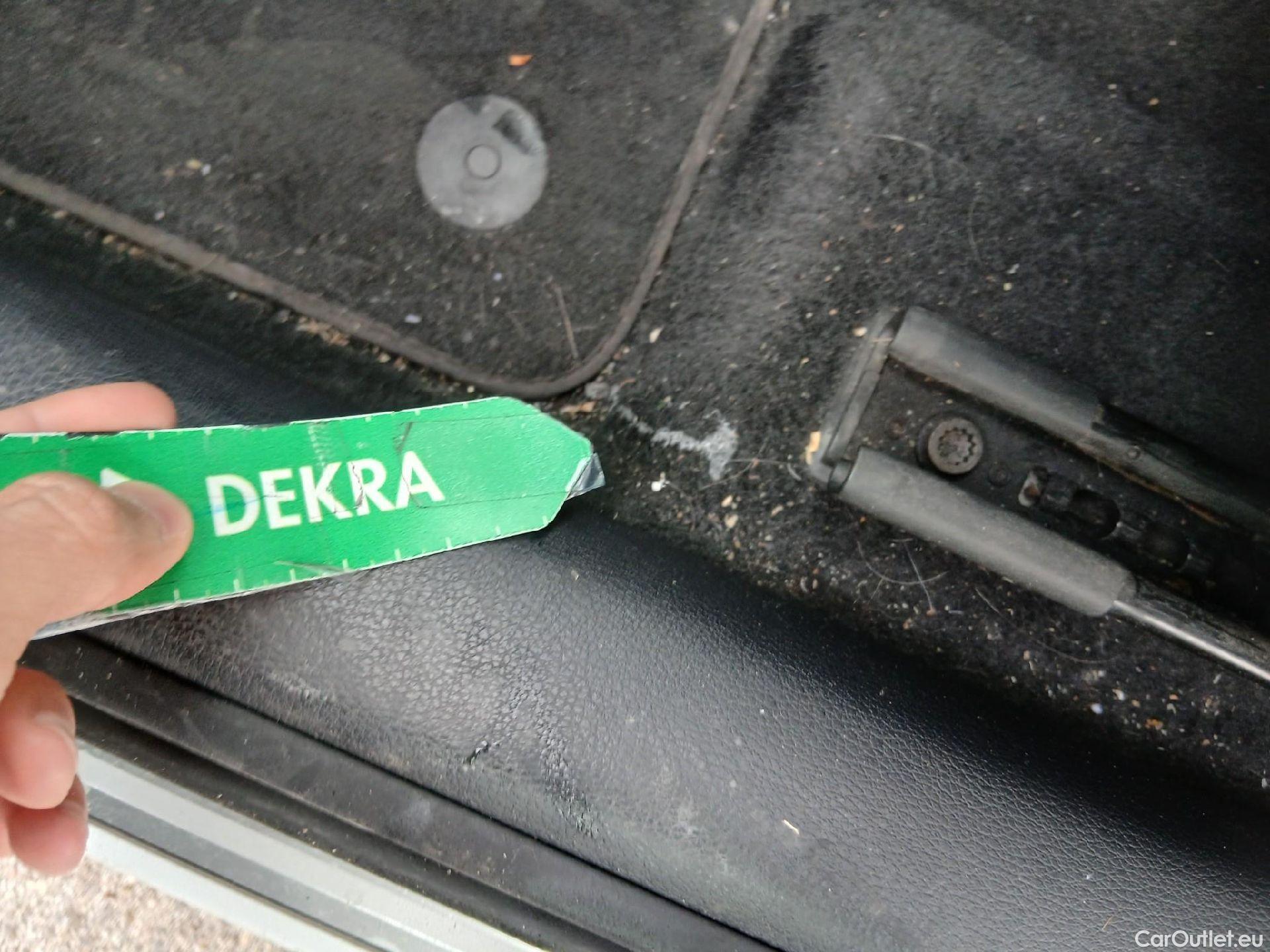  Audi  Q2 AUDI  / 2016 / 5P / todoterreno Design 30 TFSI 85kW (116CV) #31