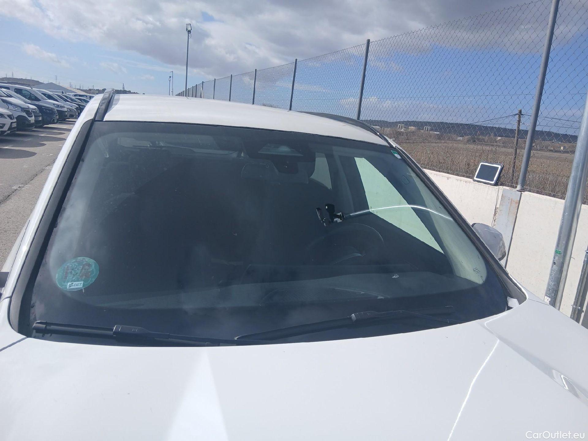  Bmw  X1 BMW  / 2022 / 5P / todoterreno sDrive18d #7