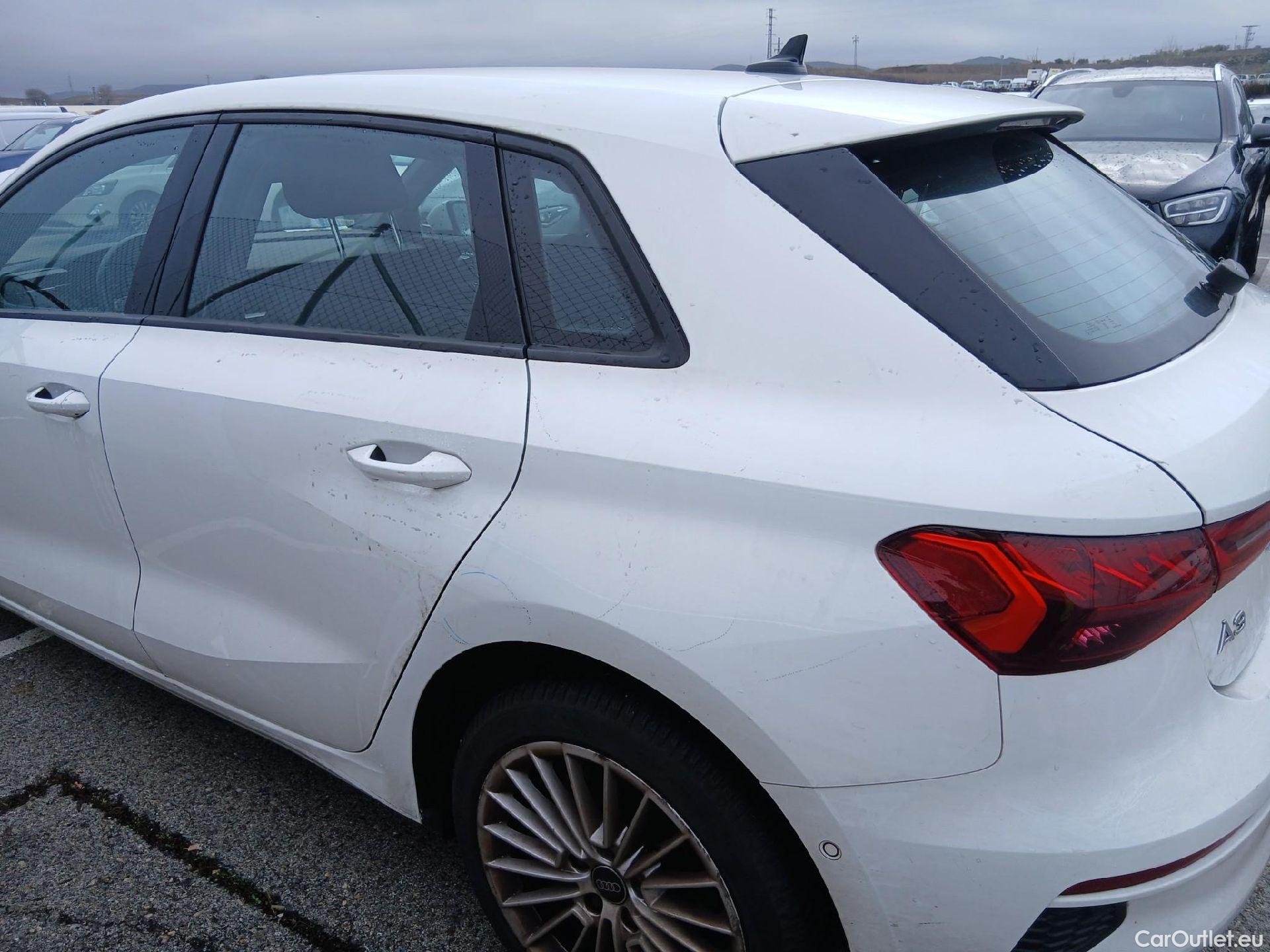  Audi  A3 AUDI  / 2020 / 5P / berlina con portón Sportback Advanced 30 TFSI 81kW Stron MildHybrid #24